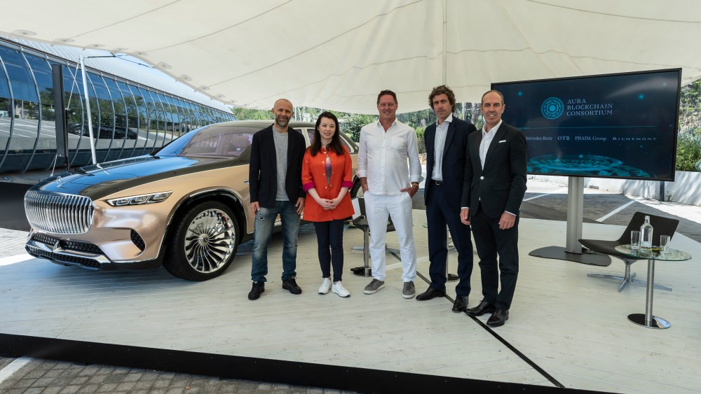 Mercedes-Benz joins Aura Consortium