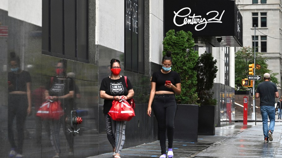 The Century 21 off-price retailer will reopen the doors to its downtown Manhattan flagship store at 22 Cortlandt St. in Spring 2023.