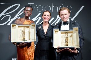 Sheila Atim, Julia Roberts and Jack Lowden.
