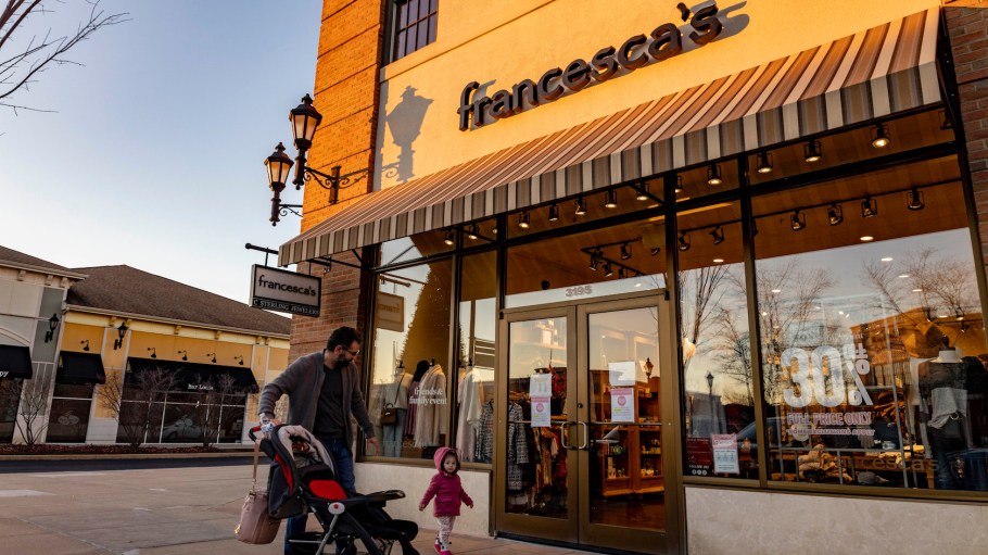 Francesca’s is deploying digital workplace solution Yoobic One to streamline operations, improve employee experience, and unlock new efficiencies across its network of 470 boutiques.