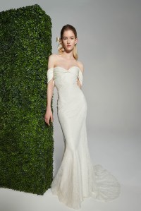 Giambattista Valli Bridal Spring 2022