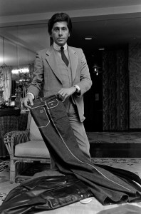 Valentino Garavani introduces his new line of designer denim Valentino Viva in New York on May 15, 1979.