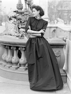 Valentino Fall 1986 Ready to Wear Advance
