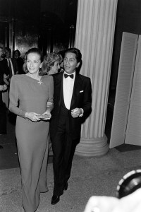 Doris Brynner and Valentino Garavani attend the Metropolitan Museum of Art "Man and the Horse" Costume exhibition and gala in New York City on December 3, 1984.
