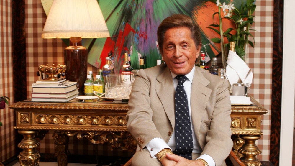 Designer Valentino Garavani photographed in his New York home.