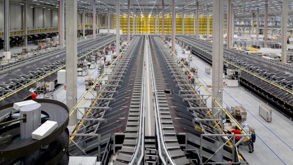 Zalando has five logistics centers in Poland, including this one in Olsztynek.