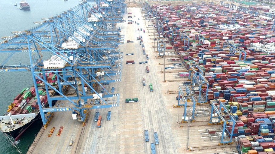 This year’s summer peak season cargo surge will be more chaotic for global supply chains than in 2021, a Container xChange survey said.