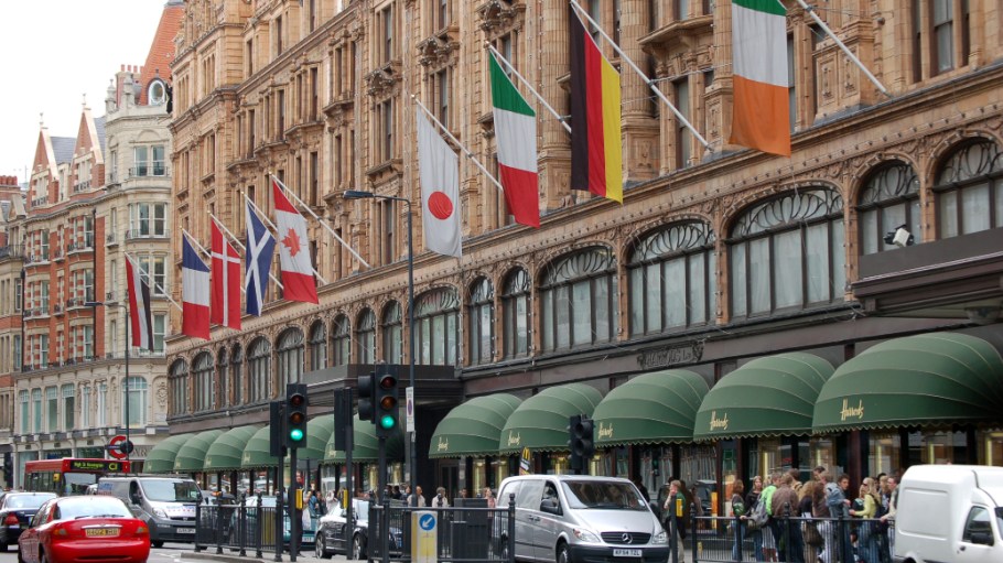 Late receipts of new season stock has delayed Harrods summer sale by 2 weeks, while Nordstrom's Anniversary Sale is "ready to go."