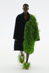 Loewe Men’s Spring 2023