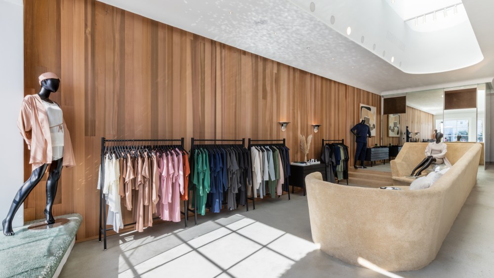 Lunya store
