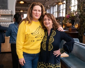 Ana Gasteyer and Rachel Dratch