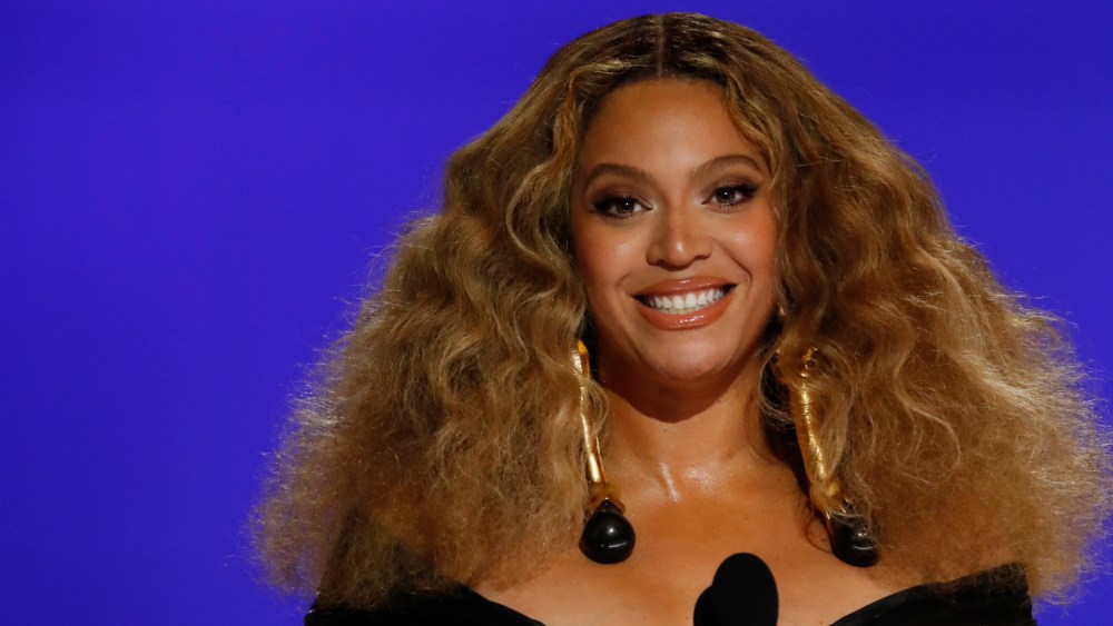 Beyoncé wins the award for Best R&B Performance at THE 63rd ANNUAL GRAMMY® AWARDS, broadcast live from the STAPLES Center in Los Angeles, Sunday, March 14, 2021 (8:00-11:30 PM, live ET/5:00-8:30 PM, live PT) on the CBS Television Network and Paramount+..Photo: Cliff Lipson/CBS ©2021 CBS Broadcasting, Inc. All Rights Reserved.
