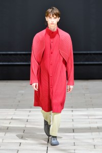 Issey Miyake Men's Spring 2023