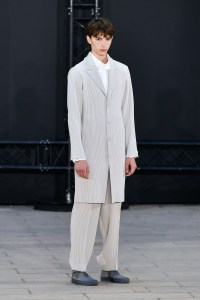 Issey Miyake Men's Spring 2023