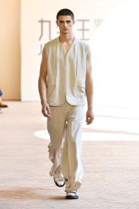 Joeone Men's Spring 2023