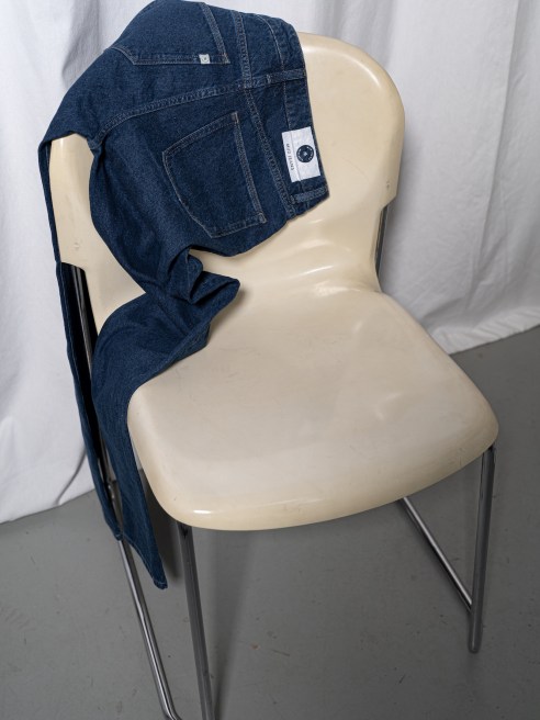 Mud Jeans debuted Tuesday jeans made from 100 percent post-consumer recycled cotton, what it calls the world's first fully circular jeans.