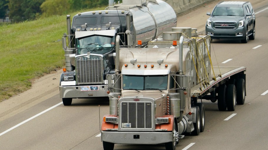 Shipper demand is falling amid inflation as trucking watchers warn of an industry down cycle, according to Leaf Logistics' Bryan Schulte.