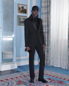 Burberry Resort 2023