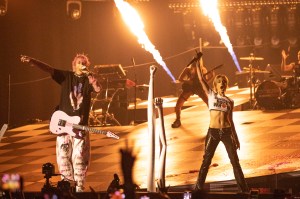 Halsey and Machine Gun Kelly performs onstage during Machine Gun Kelly: "Mainstream Sellout Tour" at the Kia Forum on July 13, 2022 in Inglewood, California.