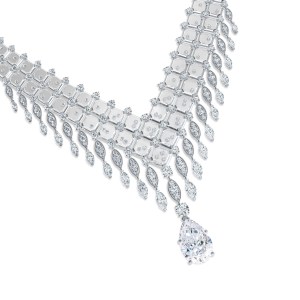 The Alchemist of Light by De Beers Frozen Capture Necklace_D77989_03.jpg