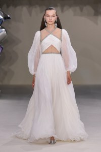 Giambattista Valli Couture Fall 2022