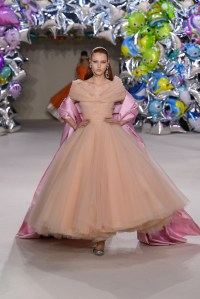 Giambattista Valli Couture Fall 2022
