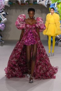 Giambattista Valli Couture Fall 2022
