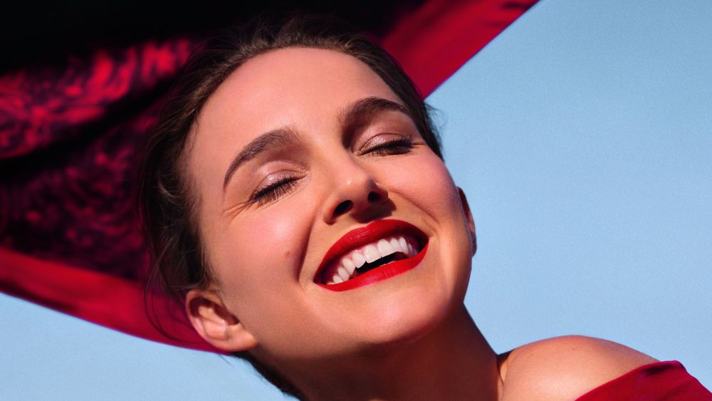 Natalie Portman in the Rouge Dior Forever campaign.
