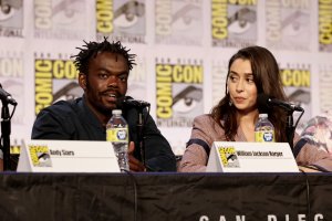 COMIC-CON INTERNATIONAL: SAN DIEGO 2022 -- “‘The Resort’ Panel" -- Pictured: (l-r) William Jackson Harper, Cristin Milioti at the Hilton Bayfront in San Diego, CA on July 23, 2022 -- (Photo by: Jordan Strauss/Peacock)