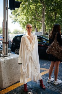 They Are Wearing: Paris Couture Week Fall 2022