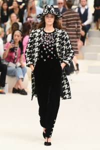 Chanel Couture Fall 2022