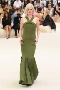 Chanel Couture Fall 2022