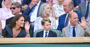 LONDON, ENGLAND - JULY 10: Catherine, Duchess of Cambridge, Prince George of Cambridge and Prince William, Duke of Cambridge attend The Wimbledon Men's Singles Final at All England Lawn Tennis and Croquet Club on July 10, 2022 in London, England. (Photo by Karwai Tang/WireImage)