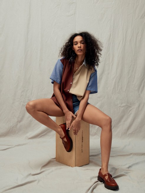 Madewell reconnected with Le Réunion for a limited-edition collection of six upcycled styles that utilize Madewell fabric remnants.