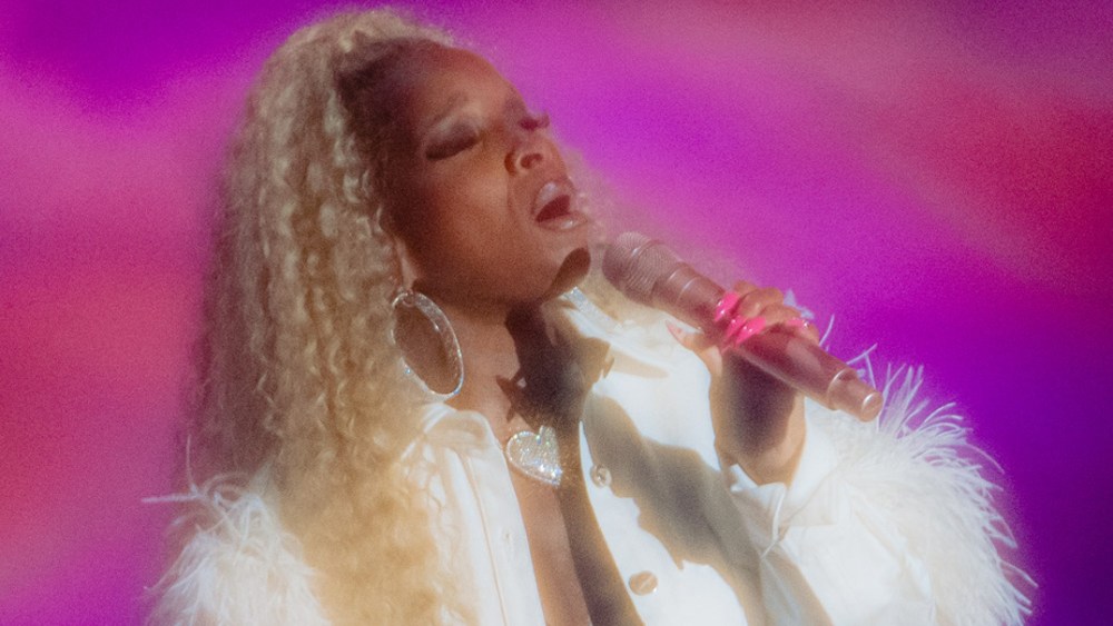 Mary J. Blige Shines in Sequined David Koma Look for Apple Music Live Performance