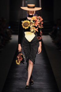 Schiaparelli Couture Fall 2022