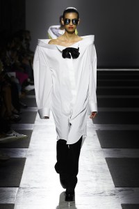 Viktor&Rolf Couture Fall 2022