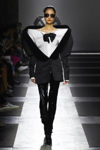 Viktor&Rolf Couture Fall 2022