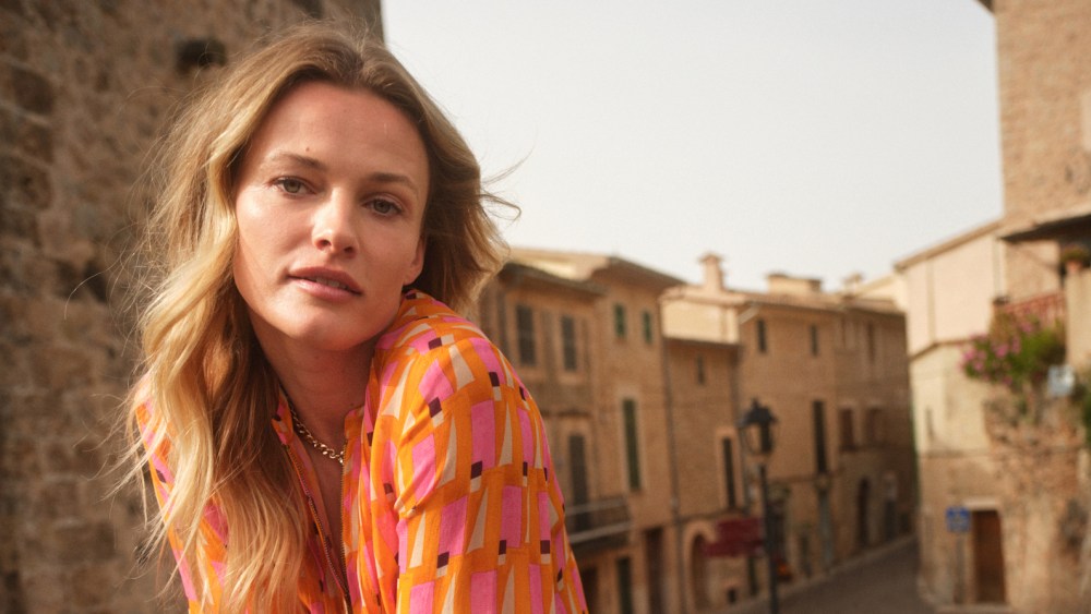 A look from the Next's women's fall 2022 campaign
