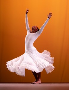 Alvin Ailey American Dance Theater – Cry by Alvin Ailey. BAAND Together Dance Festival, Lincoln Center, Summer in the City Series. Tuesday, August 9, 2022. Credit Photo: Erin Baiano