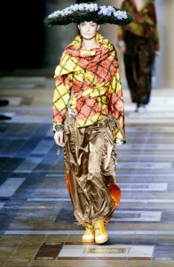 The Issey Miyake Fall RTW 1998 Show. Collection designed by creative director Naoki Takizawa.