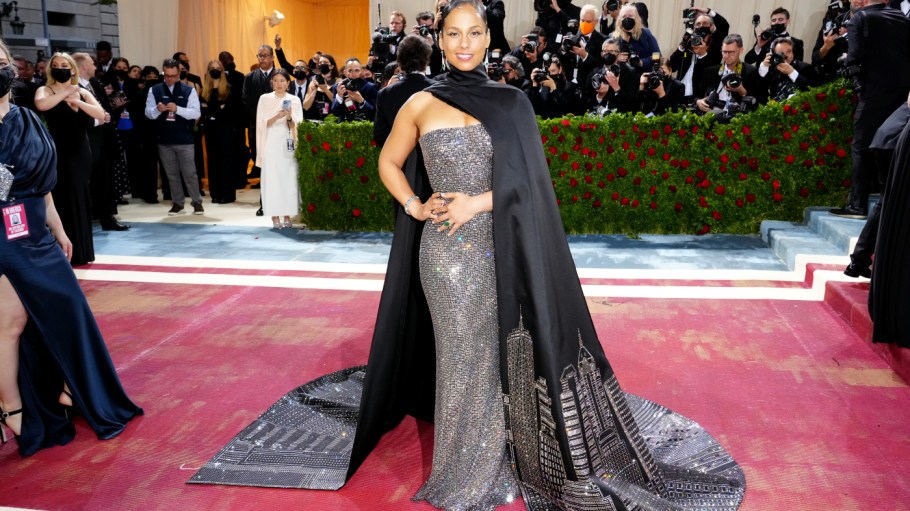Alicia Keys wearing Ralph Lauren at the 2022 Met Gala