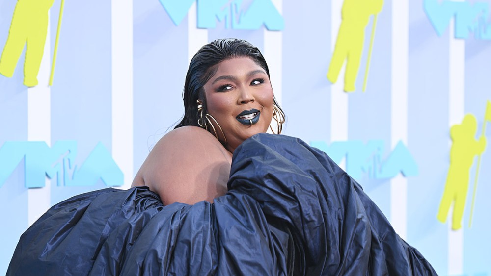 Lizzo jean paul gaultier blue dress at the 2022 MTV Video Music Awards held at Prudential Center on August  28, 2022 in Newark, New Jersey.