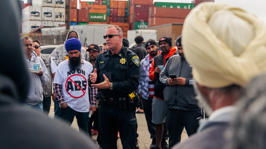 Truckers protest AB5 at the Port of Oakland