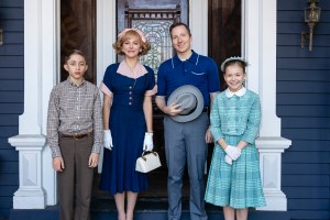 STRANGER THINGS. (L to R) Tyner Rushing as Virginia Creel, Kevin L. Johnson as young Victor Creel and Livi Burch as Alice Creel in STRANGER THINGS. Cr. Tina Rowden/Netflix © 2022