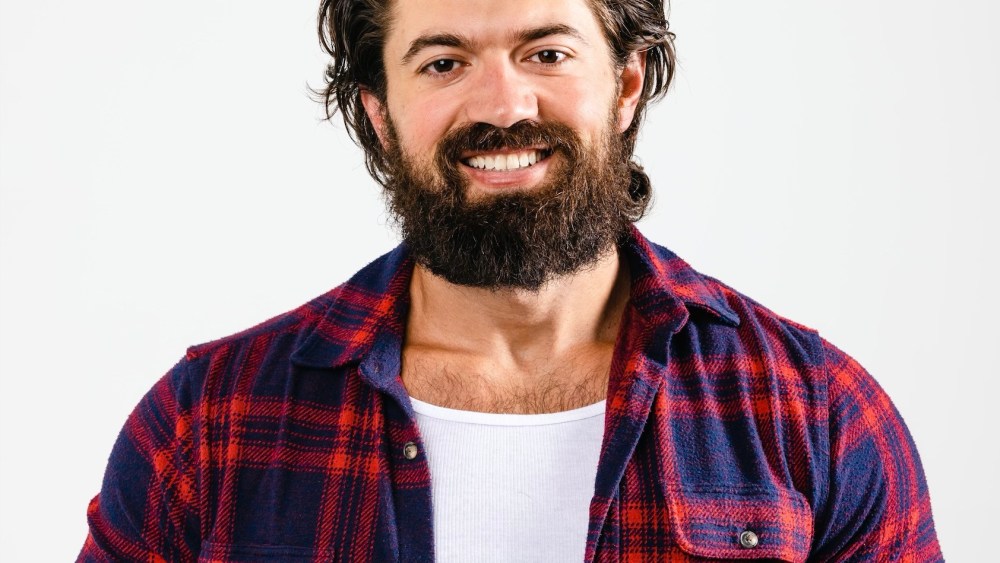 Alex Hormozi.