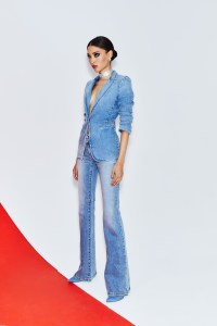 Alice + Olivia RTW Spring 2023