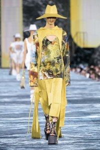 Balmain RTW Spring 2023