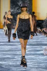 Balmain RTW Spring 2023