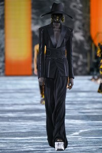 Balmain RTW Spring 2023